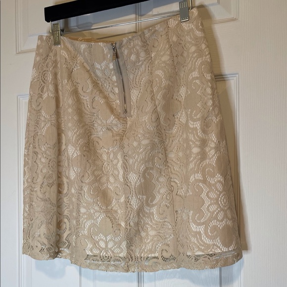 New York & company skirt - Picture 4 of 6